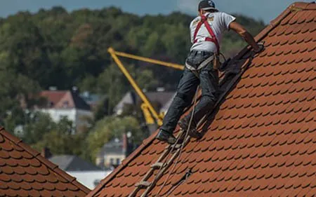 Construcción y Montaje de Cubiertas en Yanguas