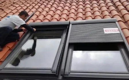 instalacion de claraboyas, lucernarios y ventanas velux en los rabanos, soria